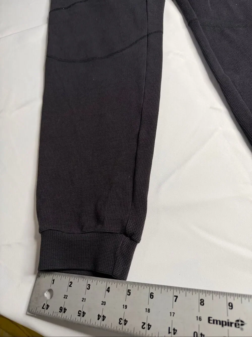 Alo Yoga Waffle Knit Thermal Jogger Sweatpants Charcoal Gray Unisex Size Small